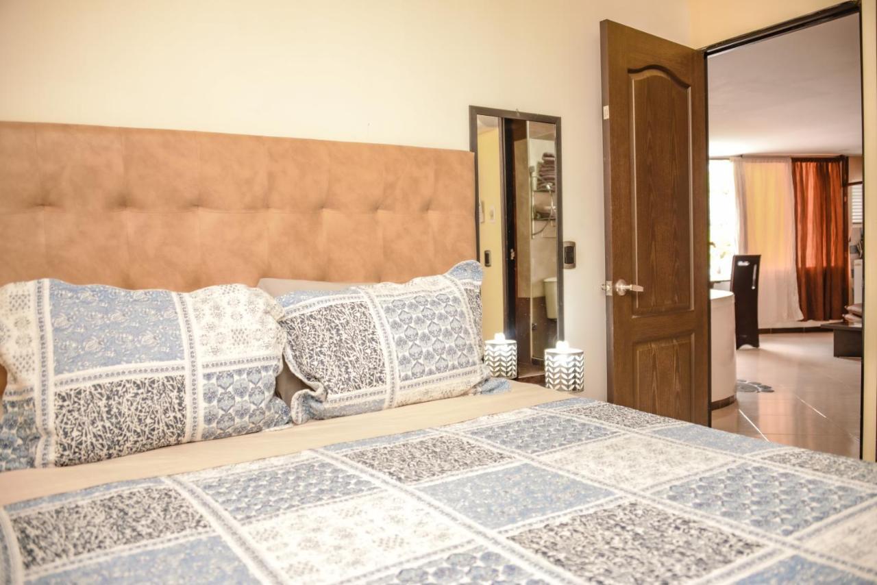 Calle 10 Suites 메딜린 외부 사진